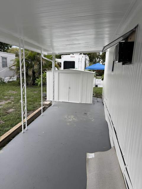 16 Palm Drive #16, Lake Worth Beach FL - photo 9 of 10