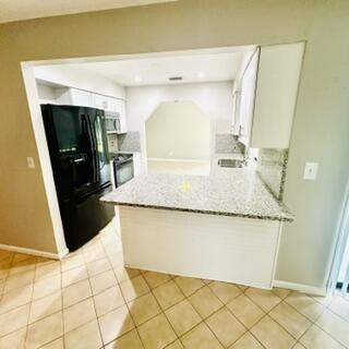 251 Las Palmas Street, Royal Palm Beach FL - photo 6 of 30
