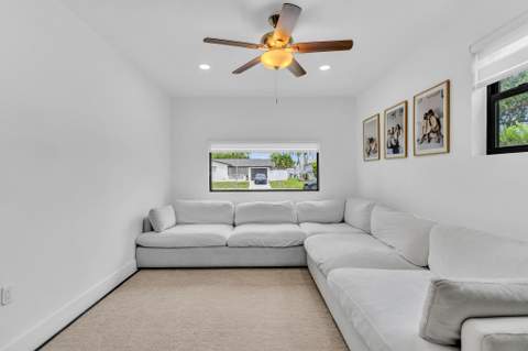 2001 N 52nd Avenue, Hollywood FL - photo 6 of 48