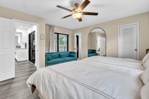 2001 N 52nd Avenue, Hollywood FL - photo 15 of 48