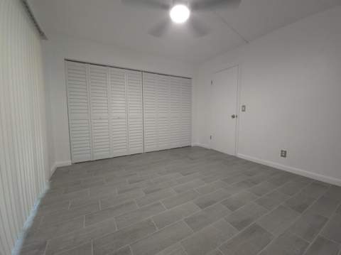 208 Kent M, West Palm Beach FL - photo 14 of 40