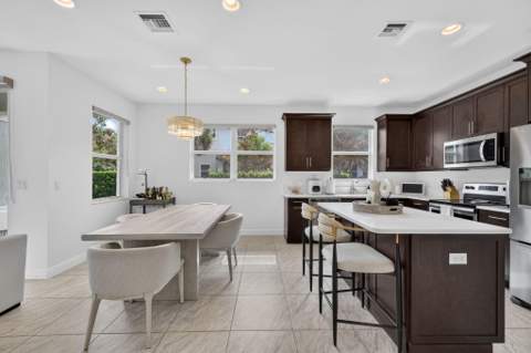 6994 Pines Circle, Coconut Creek FL - photo 13 of 63