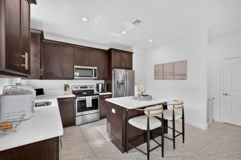 6994 Pines Circle, Coconut Creek FL - photo 18 of 63
