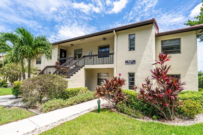 2 bedroom Condominium at 8425 Casa Del Lago #H, Fairways Of Boca Lago Condo, Boca Raton — photo 4