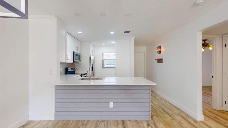 2 bedroom Condominium at 701 N Indian River Drive #105, Indian River Place, A Condominium, Fort Pierce — photo 5