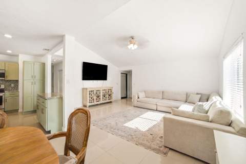 11130 NW 26th Place, Sunrise FL - photo 8 of 14