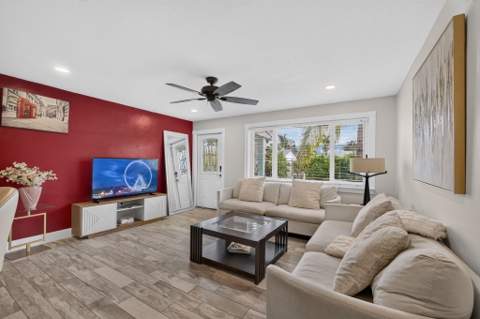216 E 24th Street, Riviera Beach FL - photo 6 of 50