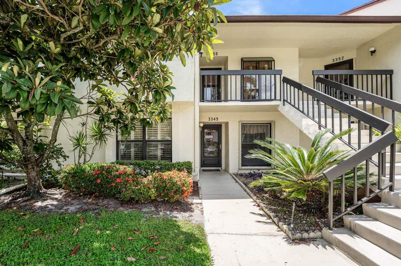 2 bedroom Condominium at 3349 Lucerne Park Drive, Park Pointe, Greenacres — photo 4