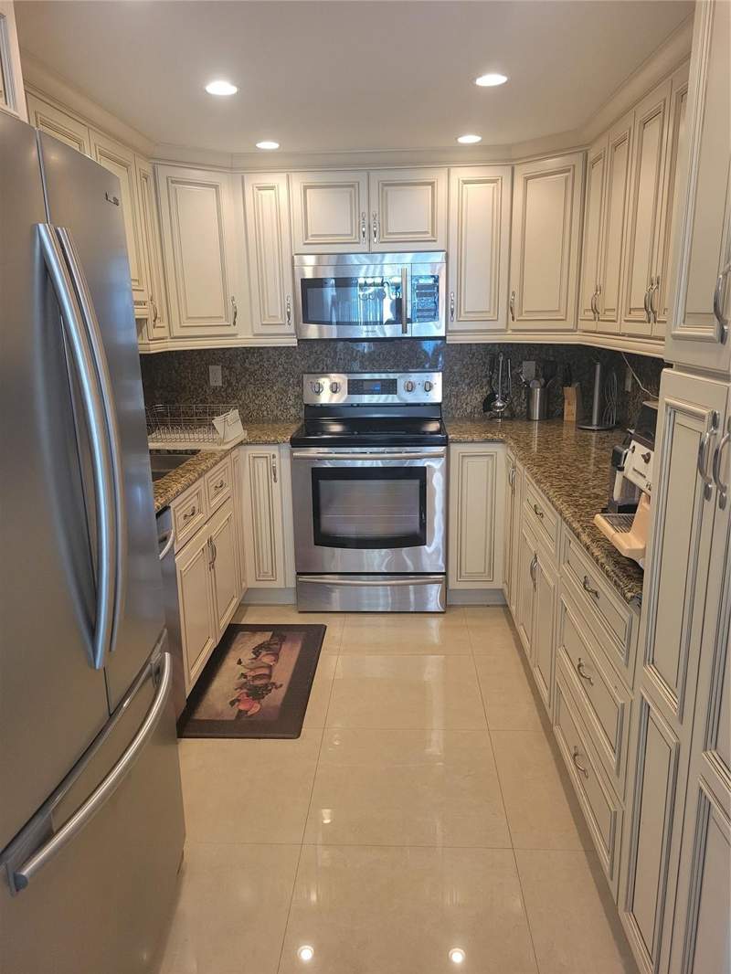 2 bedroom Condominium at 2401 S Ocean Drive #1108, Britannia At Quadomain Condo, Hollywood — photo 2
