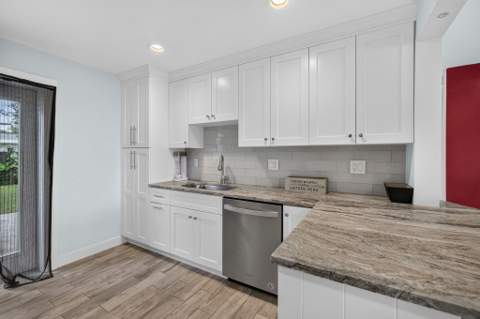 216 E 24th Street, Riviera Beach FL - photo 12 of 50