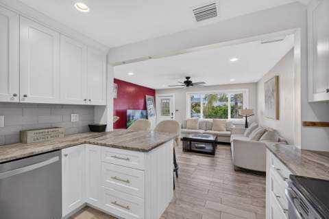 216 E 24th Street, Riviera Beach FL - photo 15 of 50