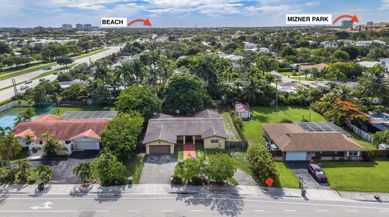 6 bedroom Single Family Residence at 1200 NW 4th Avenue, Boca Raton Hills Sec 2, Boca Raton — photo 1