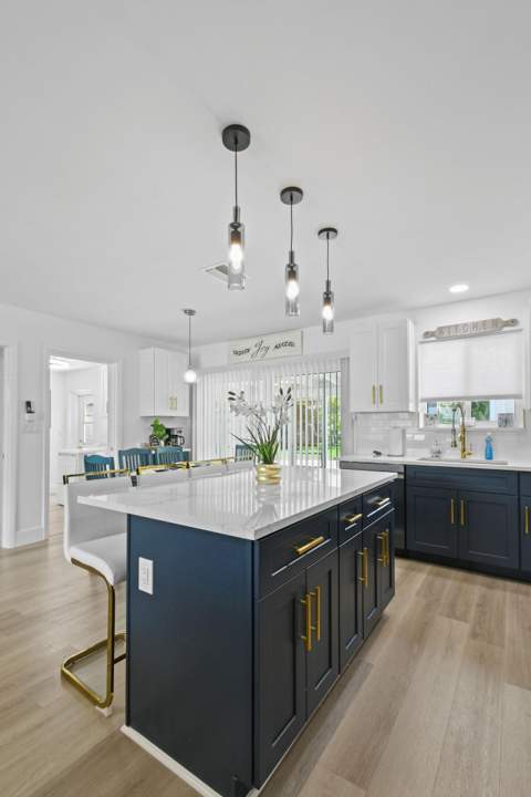 19005 SE Southgate Drive, Jupiter FL - photo 19 of 57