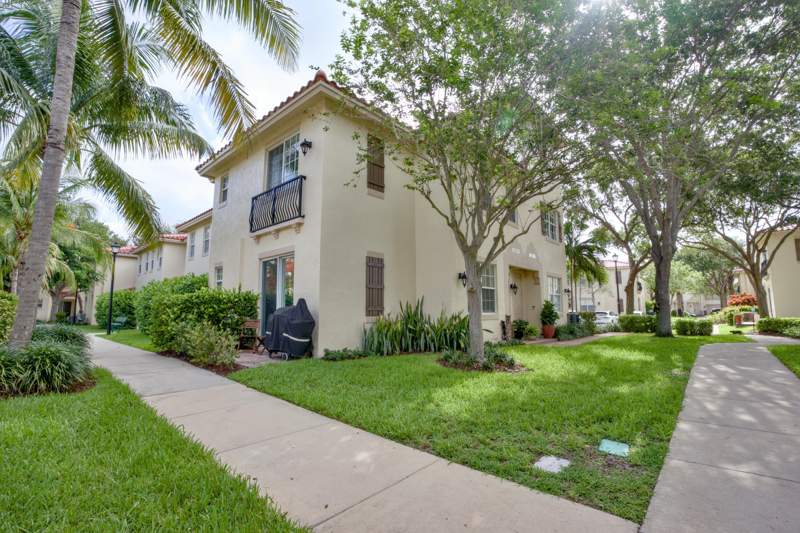 2 bedroom Condominium at 1020 E Longport Circle #A1, Village At Swinton Square Condo, Delray Beach — photo 2