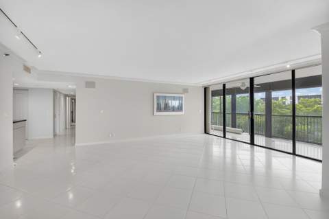 20090 Boca West Drive Apt #361, Boca Raton FL - photo 11 of 62