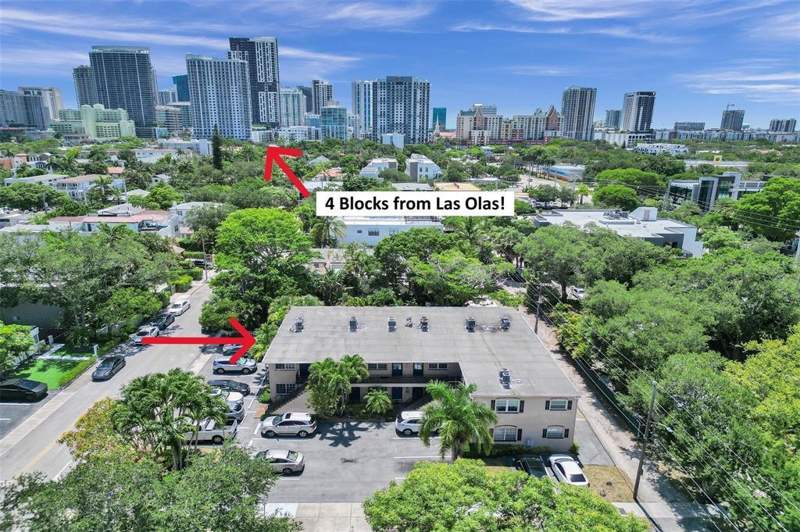 1 bedroom Condominium at 1231 SE 1st Street #5, Capri West Condo, Fort Lauderdale — photo 2