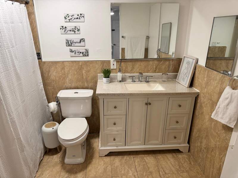 6 bedroom Single Family Residence at 3842 Patio Court, Lake Worth Beach, Lake Worth Beach — photo 4