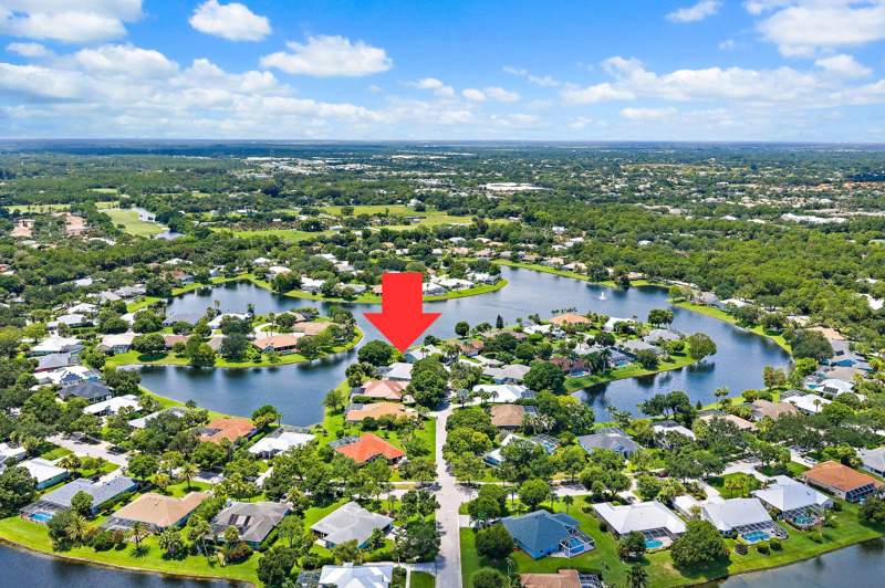 4 bedroom Single Family Residence at 2108 SW Oakwater Point, Danforth, Palm City — photo 5