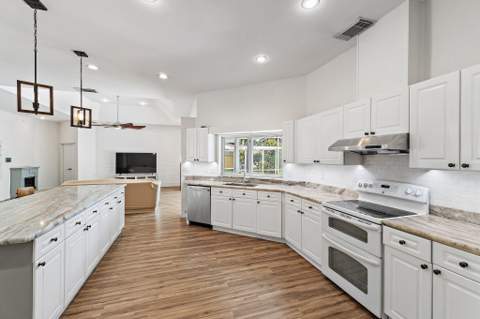 2108 SW Oakwater Point, Palm City FL - photo 18 of 55