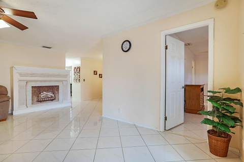 152 Lake Anne Drive #152, West Palm Beach FL - photo 18 of 34