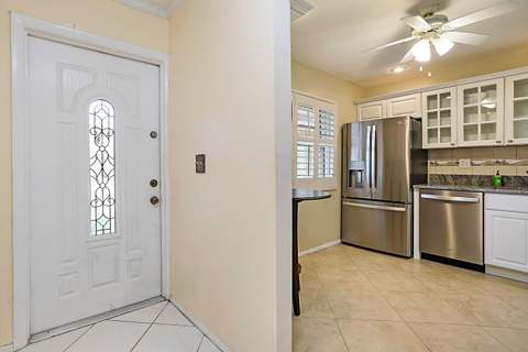 152 Lake Anne Drive #152, West Palm Beach FL - photo 6 of 34