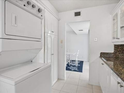1370 S Ocean Boulevard #305, Pompano Beach FL - photo 7 of 27
