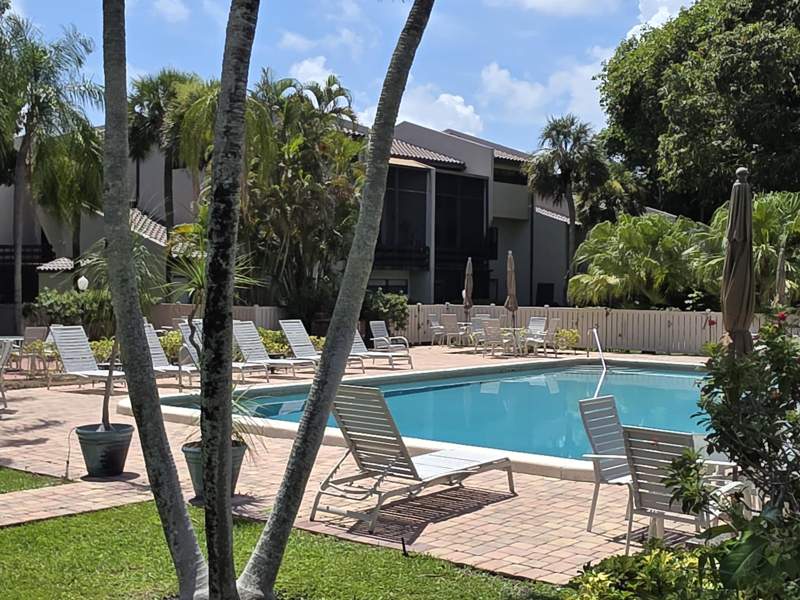 2 bedroom Condominium at 159 NW 70th Street #512, Banyan Courts Condo, Boca Raton — photo 3