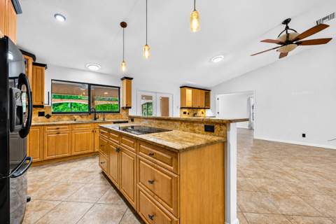 1180 SW Mirror Lake Cove, Port St. Lucie FL - photo 9 of 28