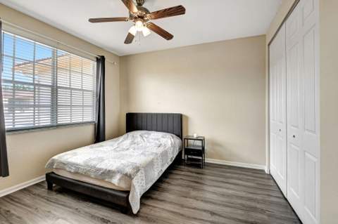608 NW 25th Avenue, Boynton Beach FL - photo 14 of 37