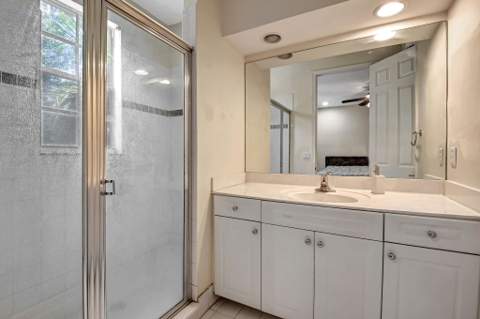 608 NW 25th Avenue, Boynton Beach FL - photo 22 of 37