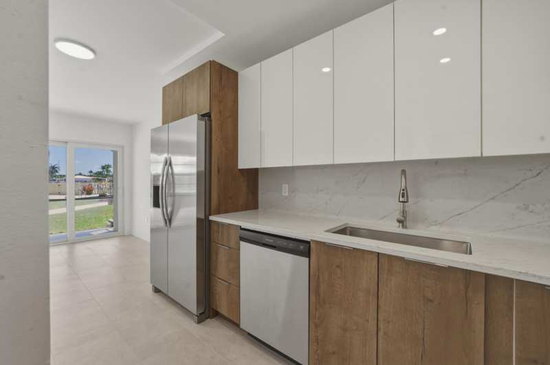 1 bedroom Condominium at 700 Pine Drive #105, Garden Point Condo, Pompano Beach — photo 1