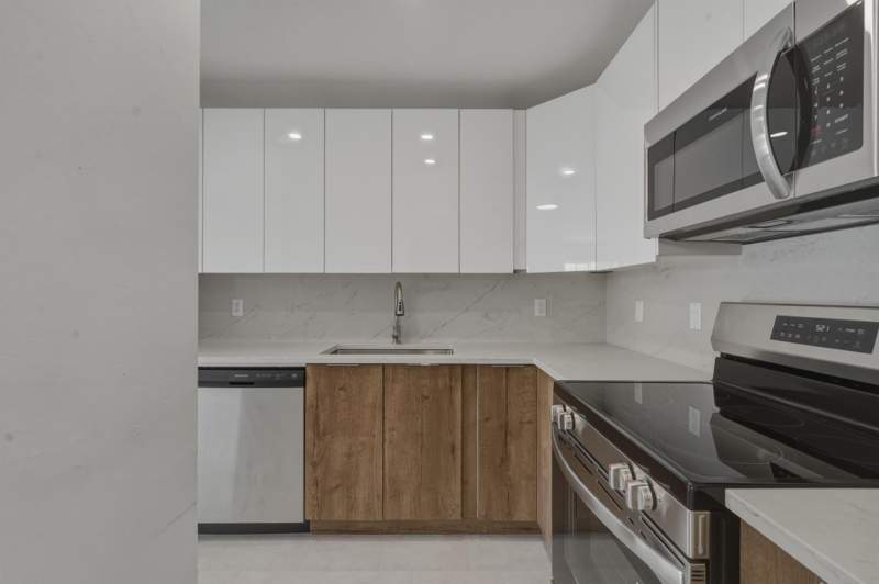 1 bedroom Condominium at 700 Pine Drive #105, Garden Point Condo, Pompano Beach — photo 5