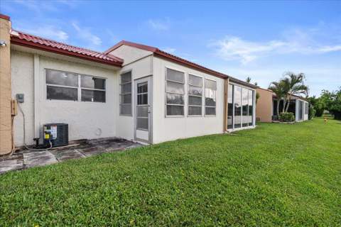 154 Lake Barbara Drive, West Palm Beach FL - photo 16 of 26