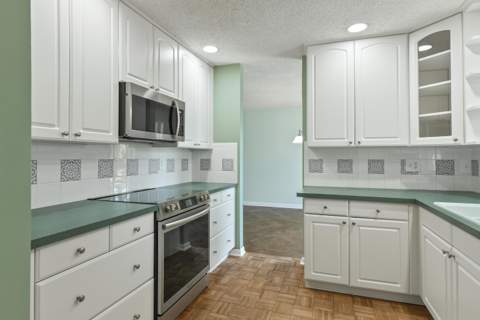 4368 Hawthorn Avenue, Palm Beach Gardens FL - photo 12 of 37