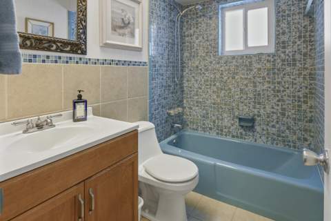 4368 Hawthorn Avenue, Palm Beach Gardens FL - photo 22 of 37