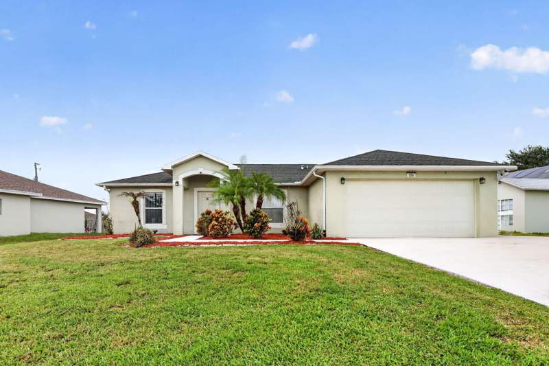 3 bedroom Single Family Residence at 324 SW Kestor Drive, Port St Lucie Section 34, Port St. Lucie — photo 3