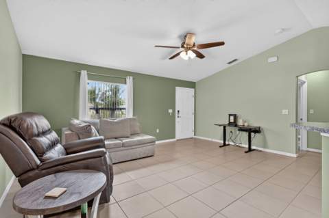 324 SW Kestor Drive, Port St. Lucie FL - photo 6 of 32