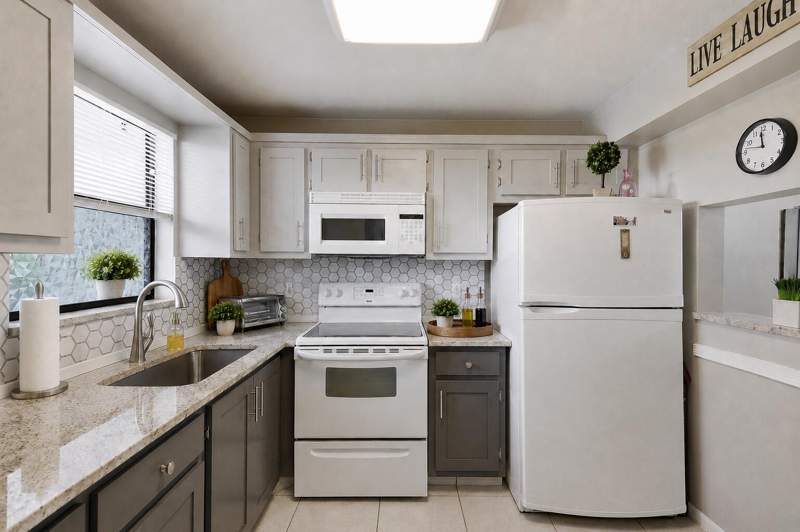 1 bedroom Condominium at 4640 Lucerne Lakes Boulevard #404, Sunrise Of Palm Beach Condo 1,2,3,4, 14 And 17, Lake Worth — photo 4