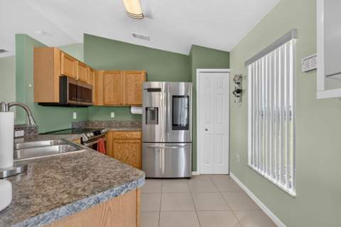 324 SW Kestor Drive, Port St. Lucie FL - photo 11 of 32