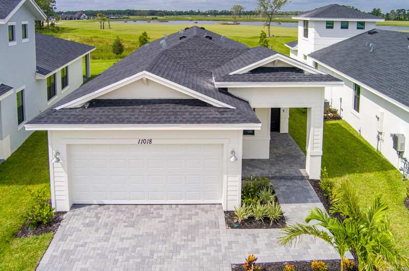 2 bedroom Single Family Residence at 11018 NW Glynlea Boulevard, Glynlea Country Club, Port St. Lucie — photo 1