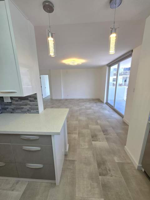 137 Golden Isles Drive #414, Hallandale Beach FL - photo 6 of 62