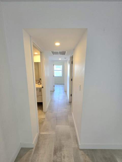 137 Golden Isles Drive #414, Hallandale Beach FL - photo 13 of 62