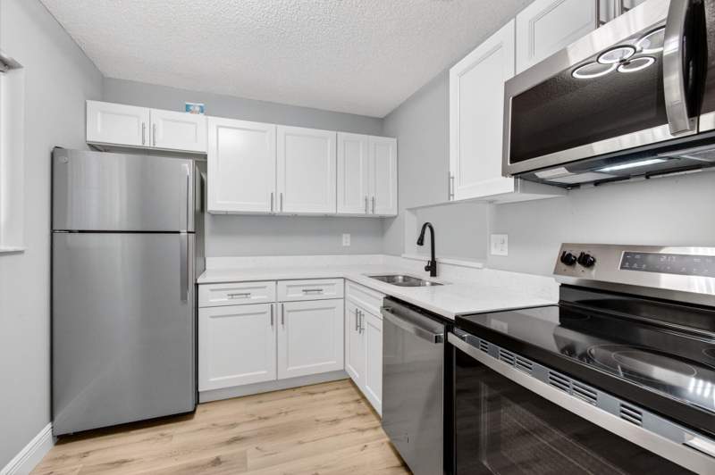 1 bedroom Condominium at 5340 Las Verdes Cr Las Verdes Circle #109, Dogwood Condo, Delray Beach — photo 2