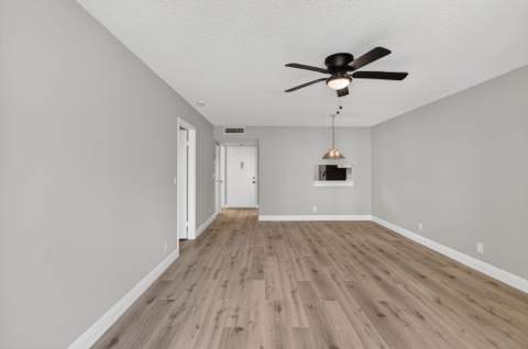 5340 Las Verdes Cr Las Verdes Circle #109, Delray Beach FL - photo 19 of 58