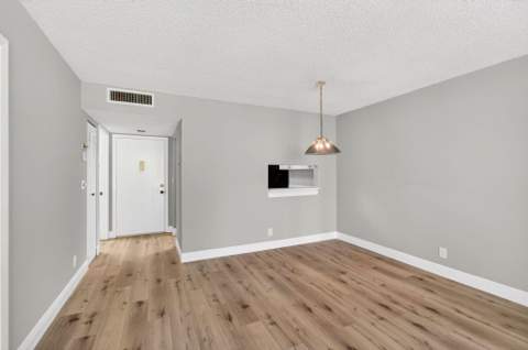 5340 Las Verdes Cr Las Verdes Circle #109, Delray Beach FL - photo 21 of 58