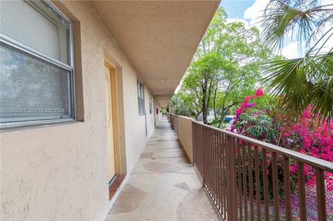 3900 NW 76th Avenue #212, Sunrise FL - photo 6 of 24