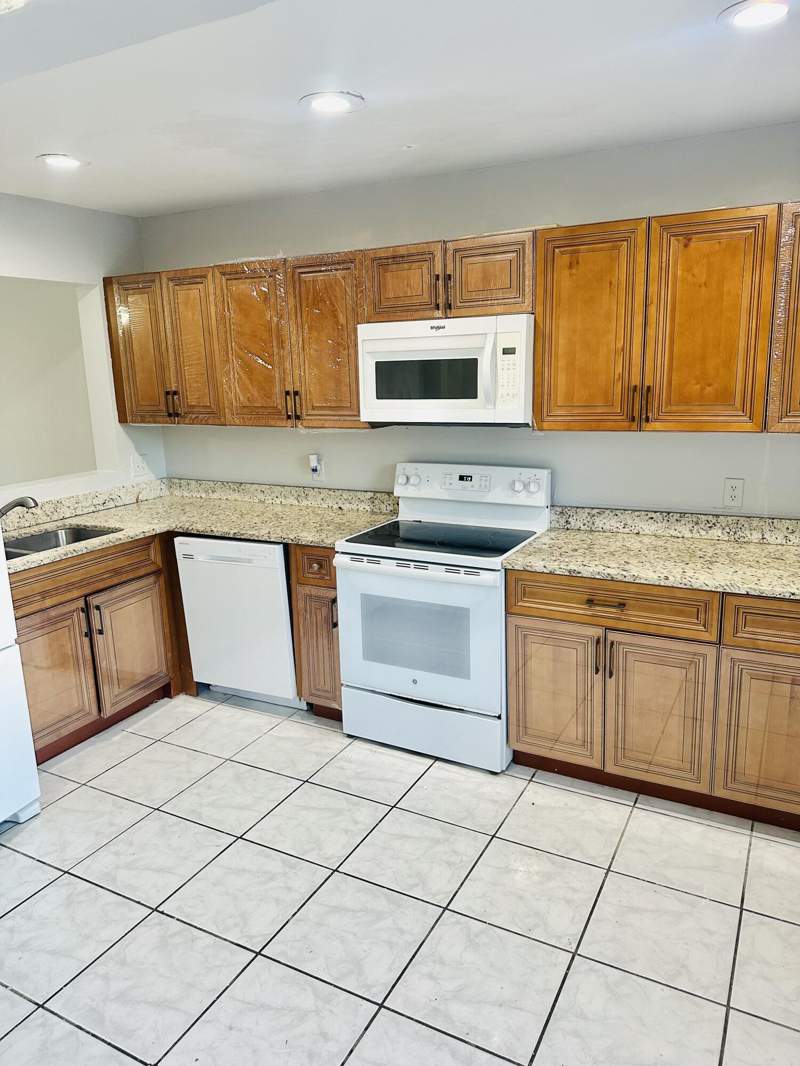 2 bedroom Townhouse at 5145 Breckenridge Place #30, Breckenridge A Condo, West Palm Beach — photo 5