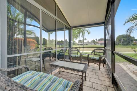 5569 Lakeview Mews Drive, Boynton Beach FL - photo 9 of 50