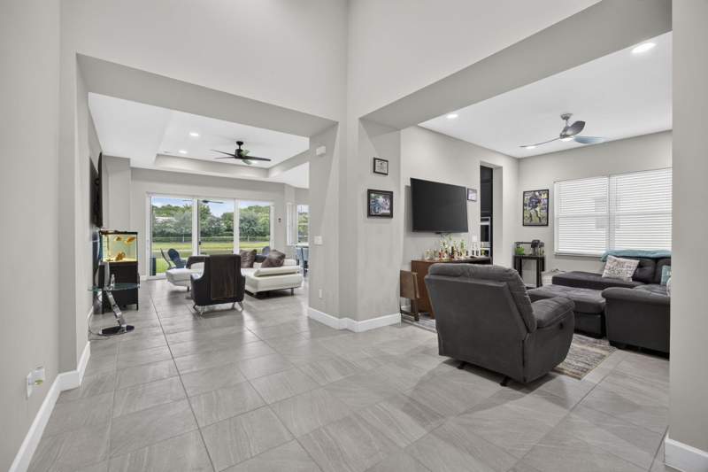 3 bedroom Single Family Residence at 15554 Orchard Drive, Groves Of Westlake, Westlake — photo 3