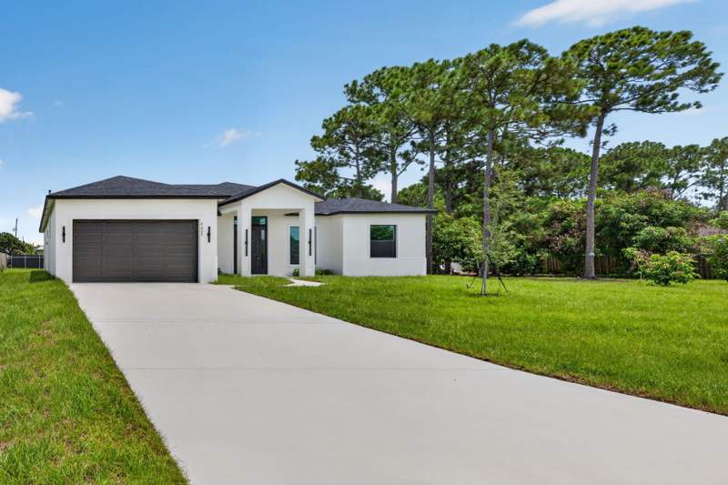 4 bedroom Single Family Residence at 4625 SW Cacao Street, Port St Lucie Section 33, Port St. Lucie — photo 4